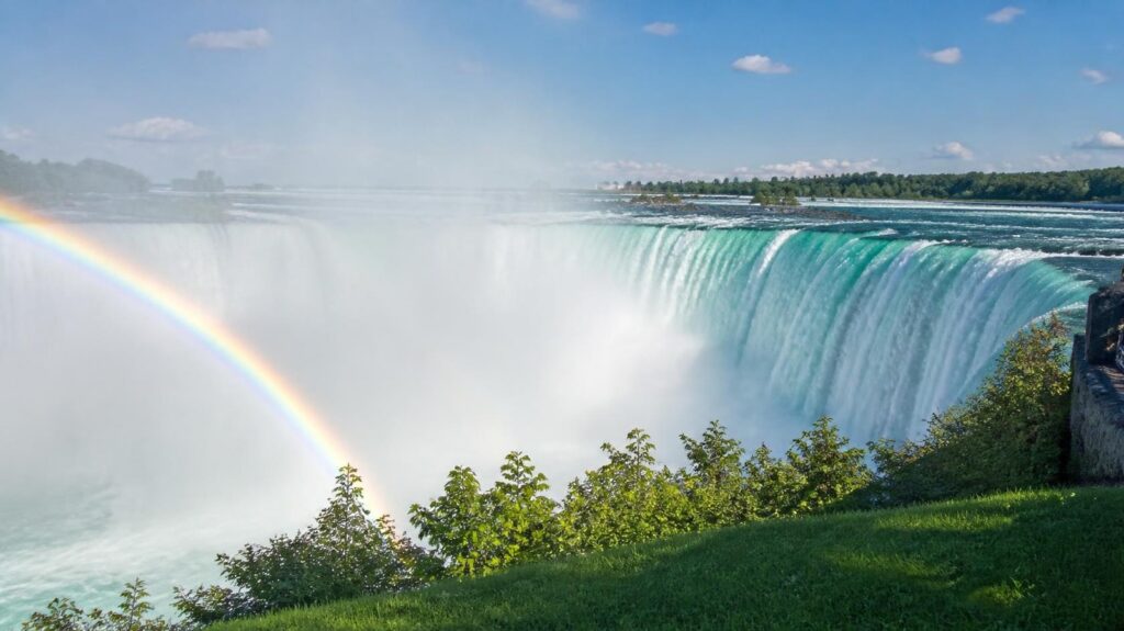 Niagara Şelalesi (Horseshoe Falls)